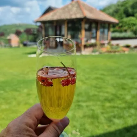 Imperator Kvintil & krevet i doručak